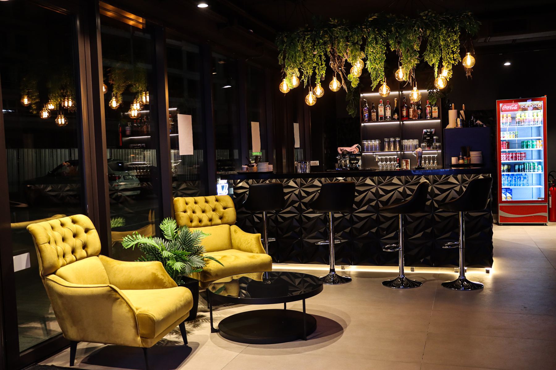 Pixel Blox lounge sa barom